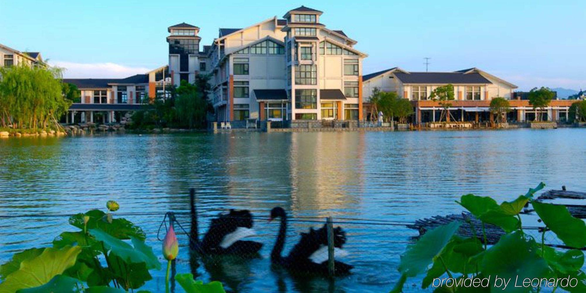 Crowne Plaza Hangzhou Xanadu Resort Eksteriør billede